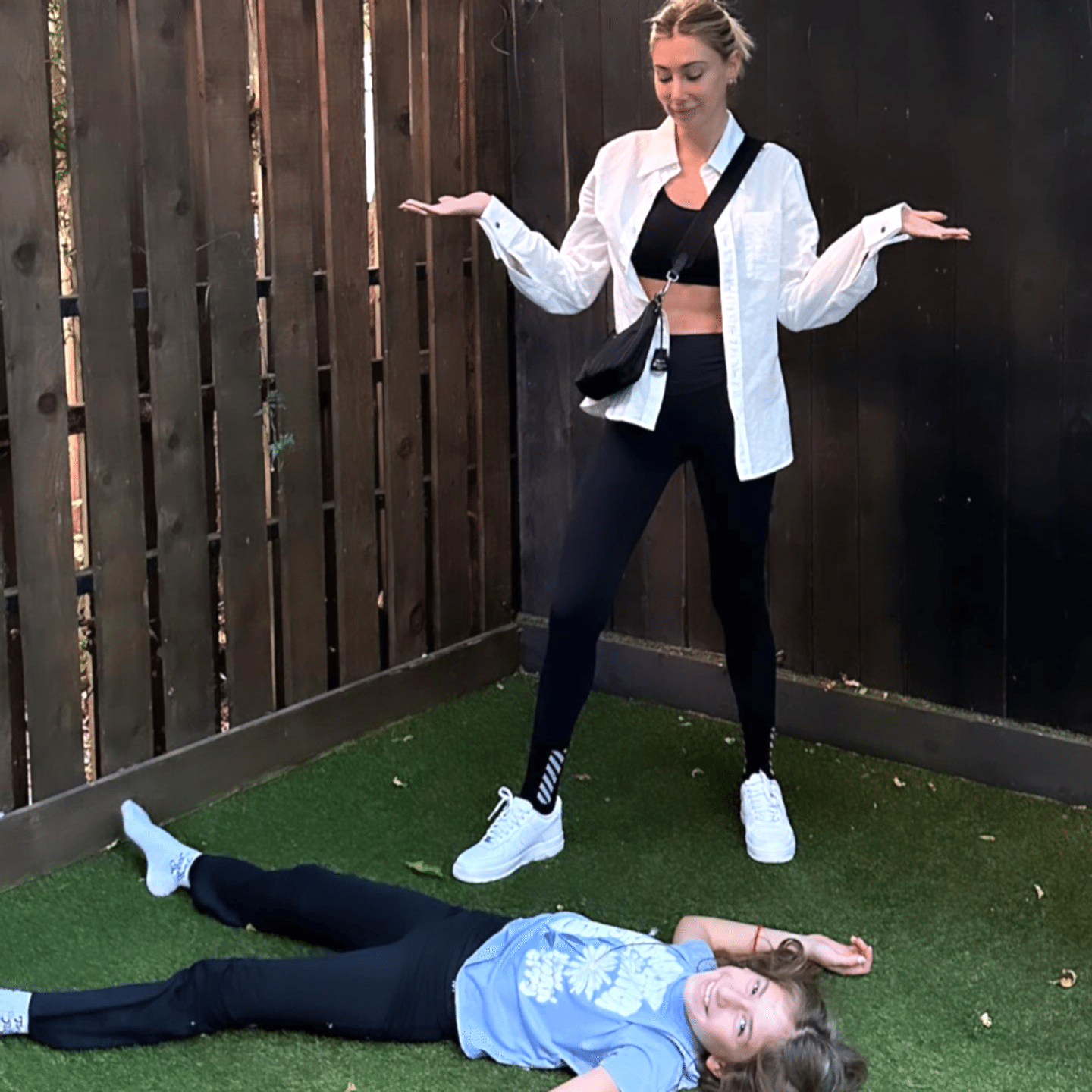 Antigravity Hamak Yogası - Şeyma Subaşı