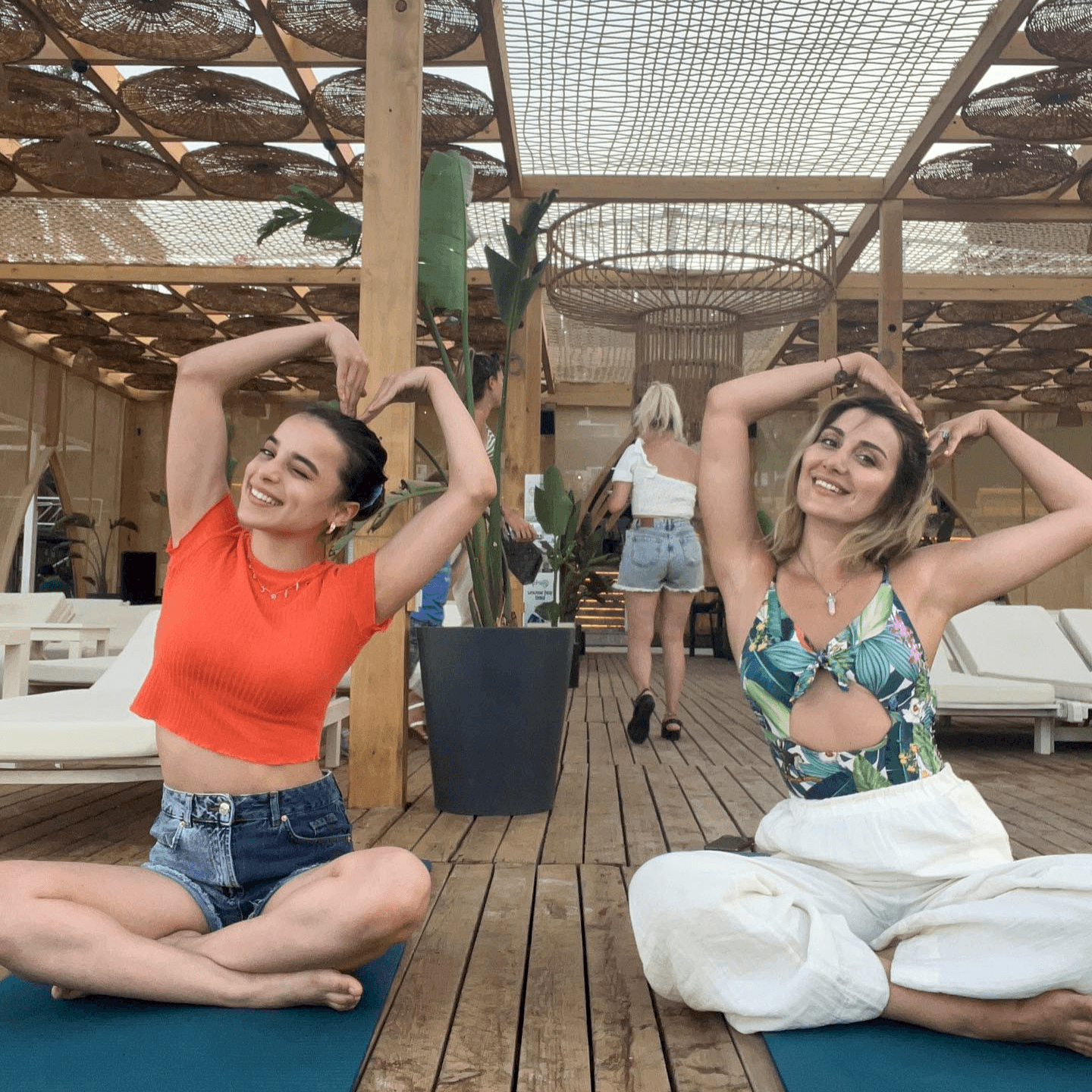 Yoga - Semiraminta